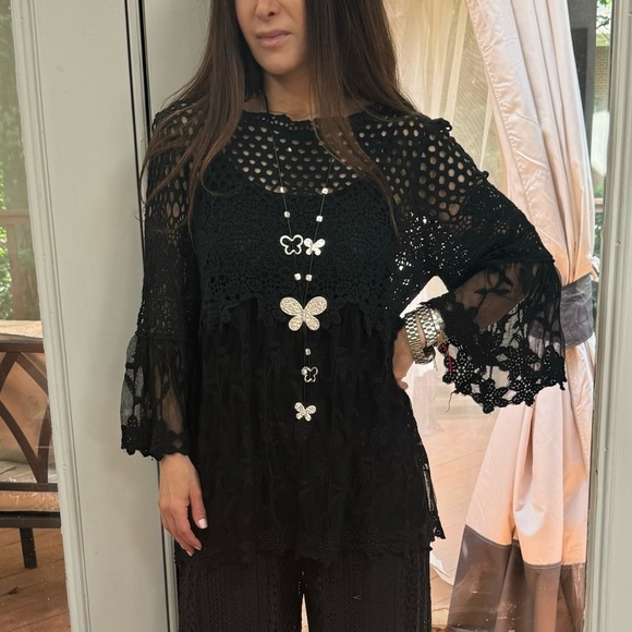 13 Made in Italy Boho Lace Crotchet top - Picture 3 of 4
